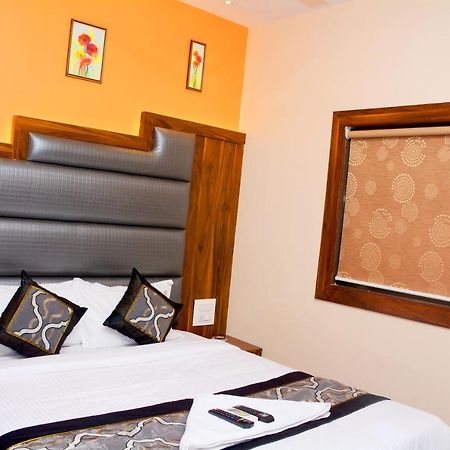Hotel Nest N Rest - Mumbai Bagian luar foto