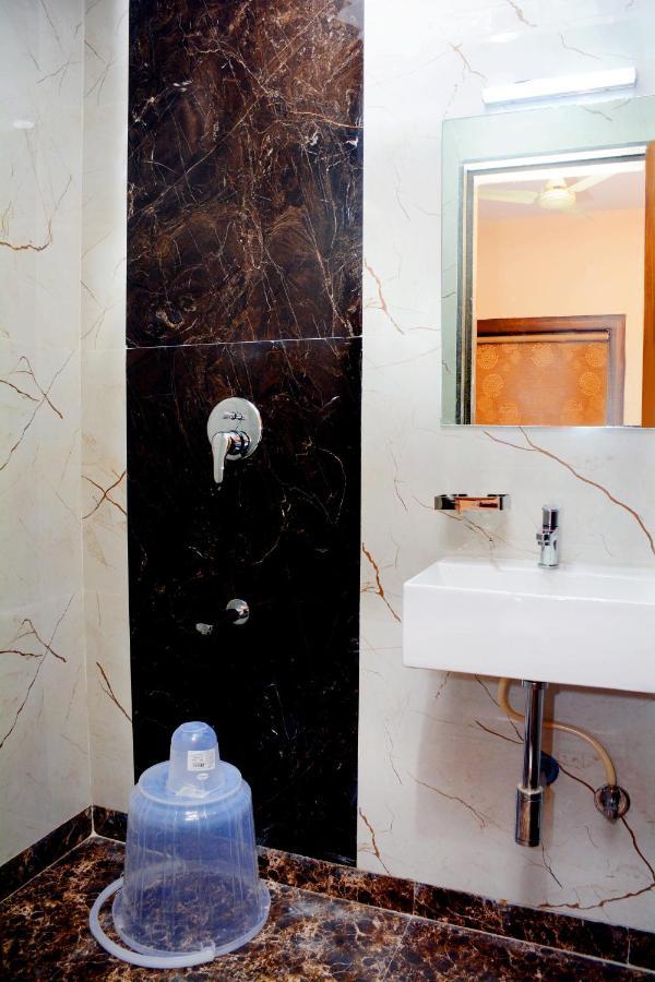 Hotel Nest N Rest - Mumbai Bagian luar foto