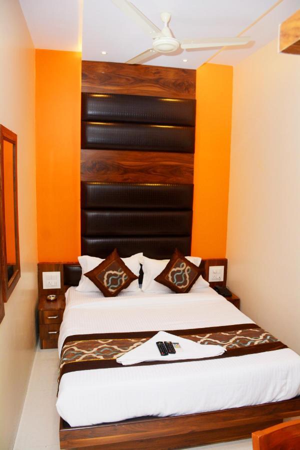 Hotel Nest N Rest - Mumbai Bagian luar foto