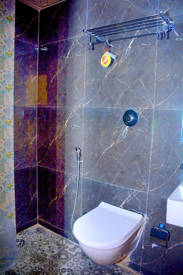 Hotel Nest N Rest - Mumbai Bagian luar foto