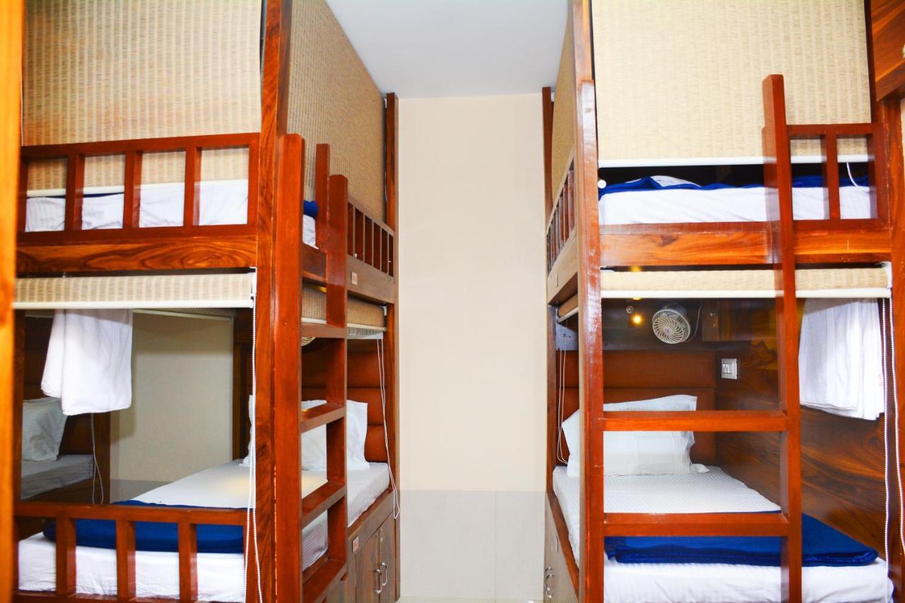 Hotel Nest N Rest - Mumbai Bagian luar foto