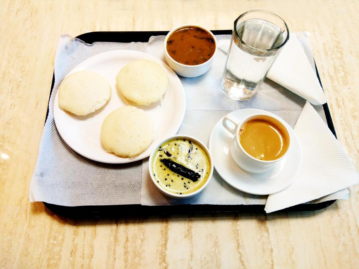 Hotel Nest N Rest - Mumbai Bagian luar foto