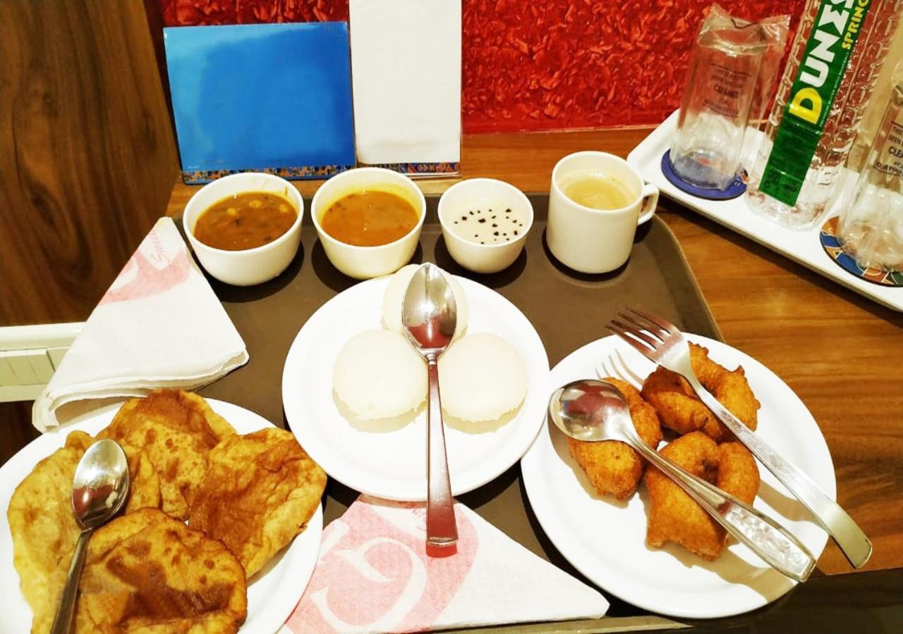 Hotel Nest N Rest - Mumbai Bagian luar foto